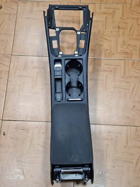 Console passat b8 à vendre